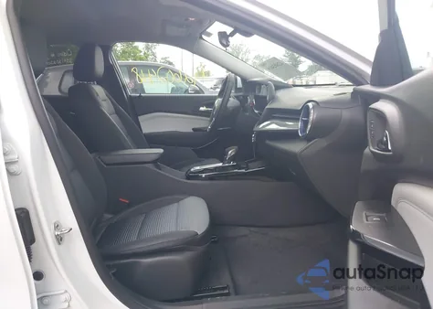 2025 Chevrolet Trax Fwd Lt from USA, damaged, VIN KL77LHEP5SC238869